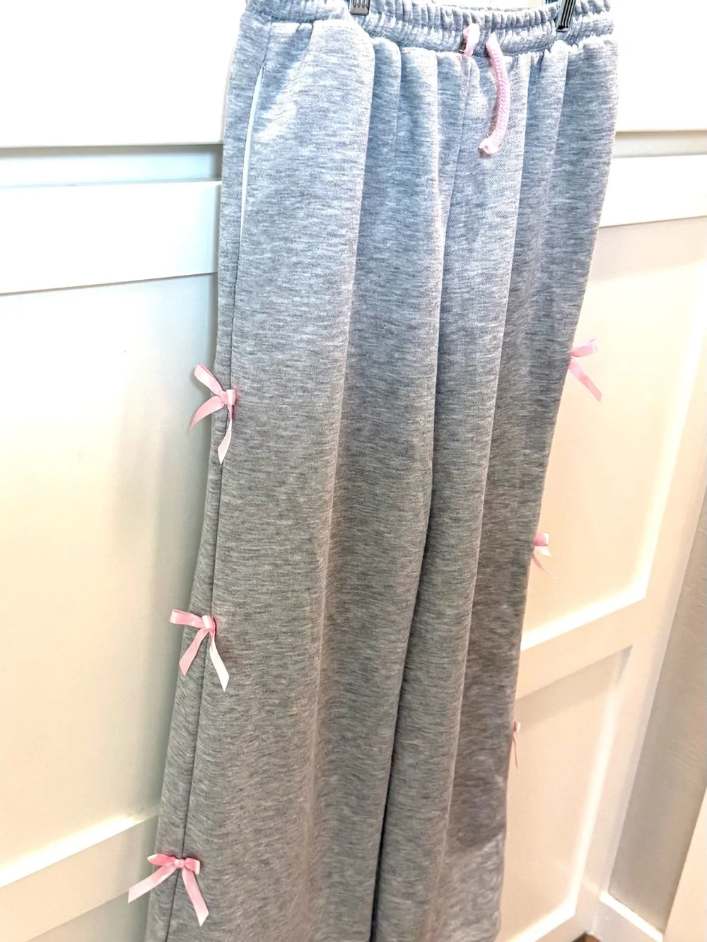 Girls' Grey Pajama Lounge Pants with Pink Bows
